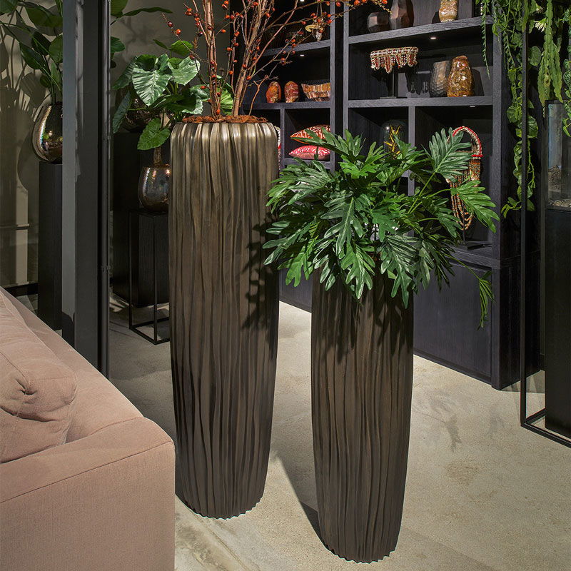 FLUME grote vaas bloempot brons zwart design voor binnen 117cm