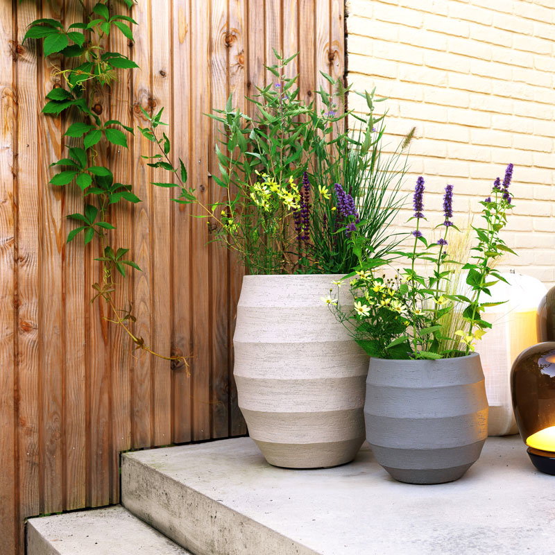 BORDO grote grijze plantenbak bloempot beton lichtgrijs voor buiten 55cm