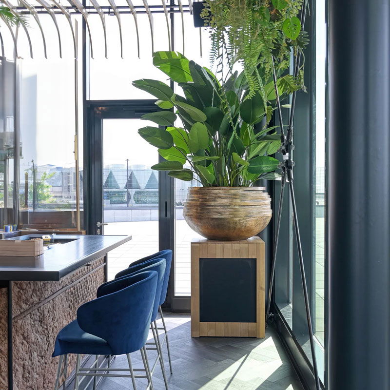 LYNAA XL grote design plantenpot plantenbak goud metallic 85cm breed