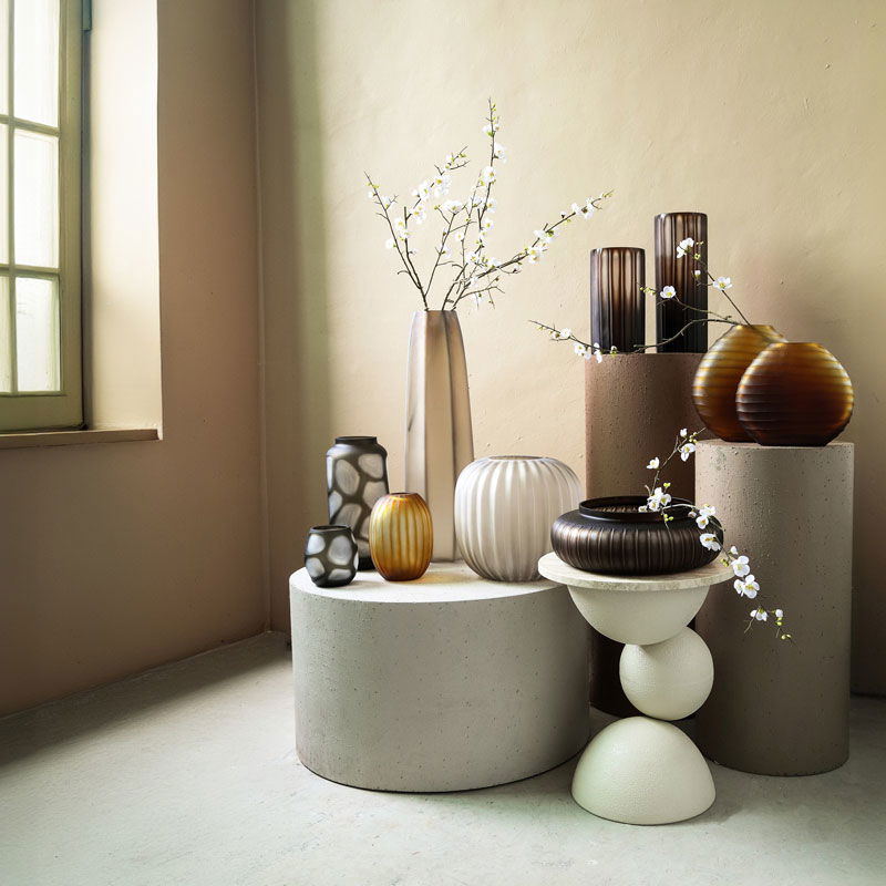 LEVENTE bloemenvaas glazen vaas decoratievaas beige matglas 30cm