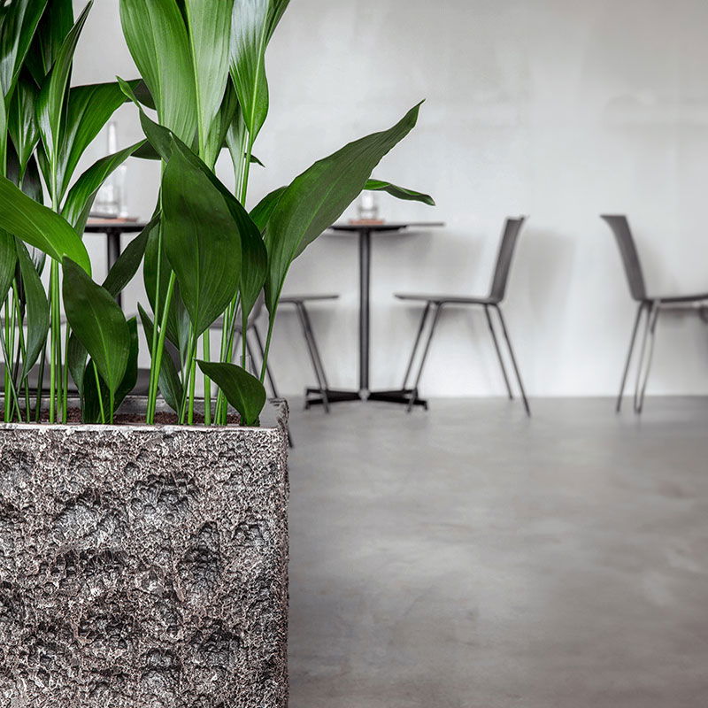 UNDA design divider plantenbak brons bruin metal 100cm lang