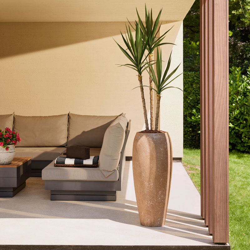 COATY vaas bloempot hoog design bruin voor buiten en binnen 90cm