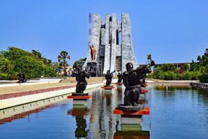 Ghana-Accra-slaven monument6-rondreizen.nl