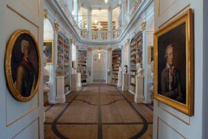 Rokokosaal der Herzogin Anna-Amalia-bibliotheek-Weimar-rondreizen.nl