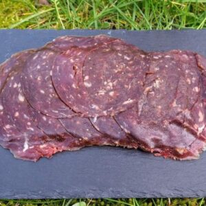 grasgevoerd rundvleeswaren salami