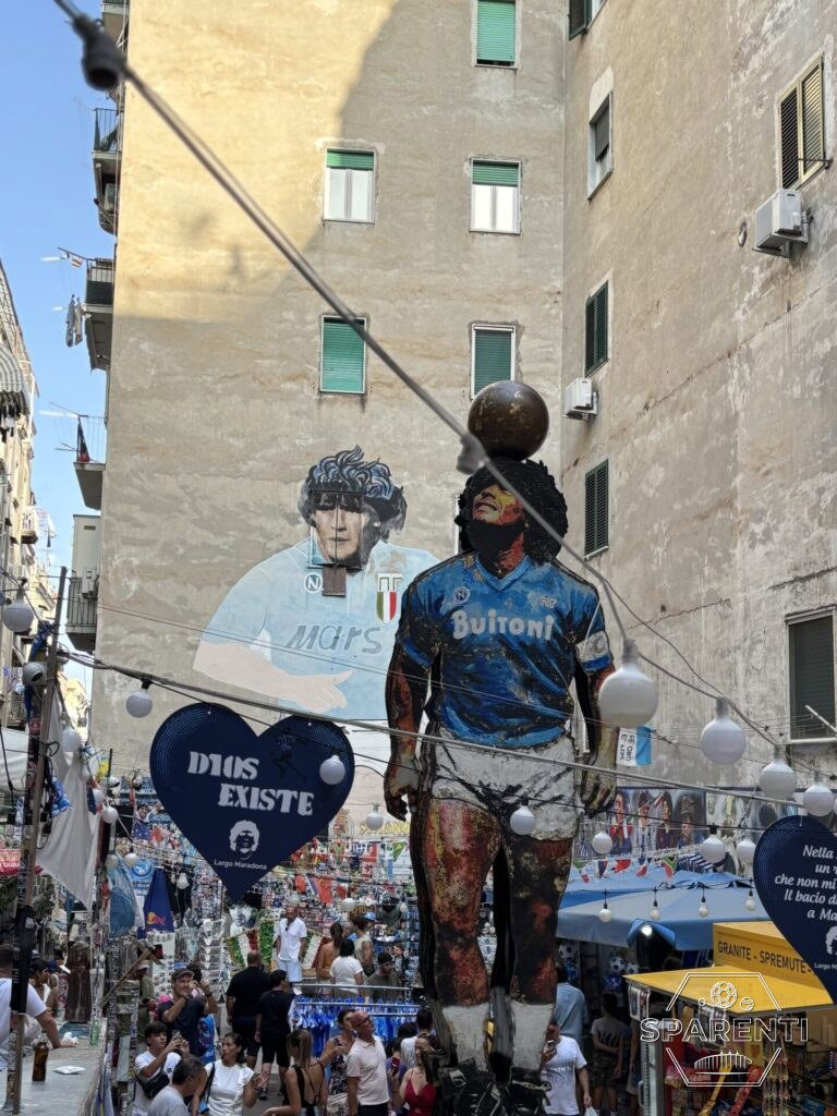 Altaar voor Maradona in de Quartieri Spagnoli