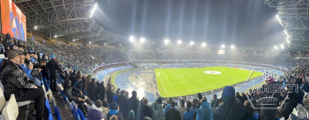 Het Stadio Diego Armando Maradona tijdens een wedstrijd van Napoli