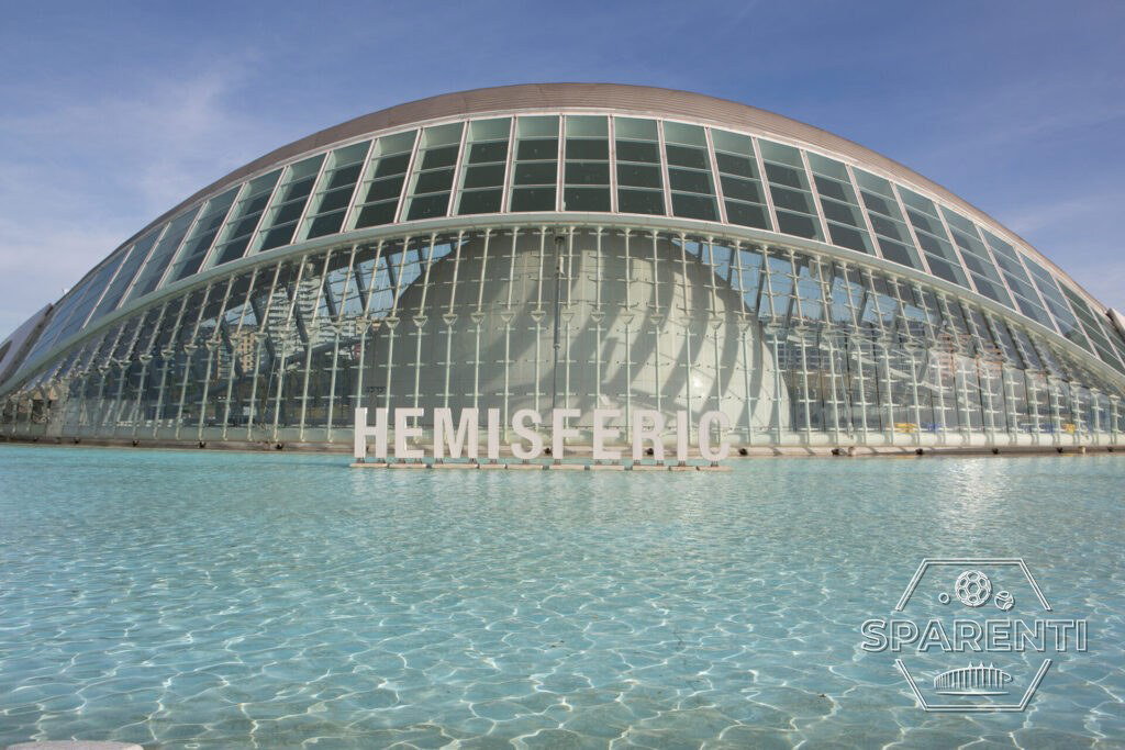 De Ciudad de las Artes y las Ciencias in Valencia