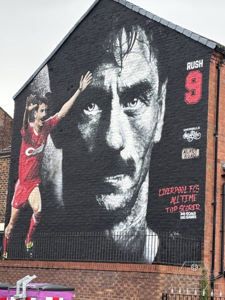 Mural van Ian Rush bij Anfield